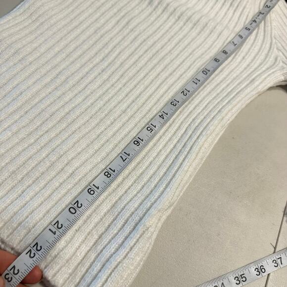 Guess turtleneck cable knit bell‎ sleeve sweater ribbed wool blend womans S - Picture 12 of 12